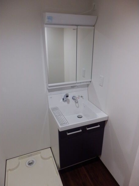 Ampio日比野の洗面所