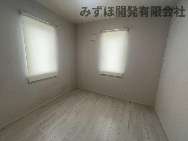 尾花沢市新町一丁目15-18の子供部屋