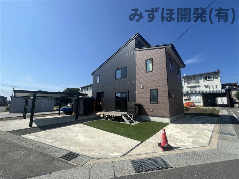 尾花沢市新町一丁目15-18の外観