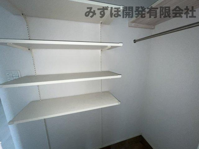 尾花沢市新町一丁目15-18の収納