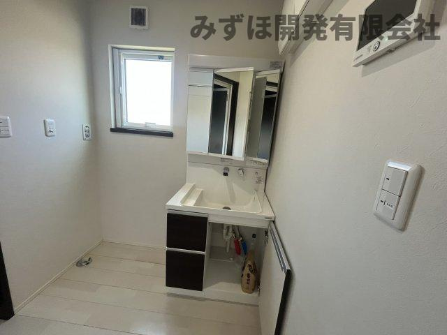 尾花沢市新町一丁目15-18の玄関