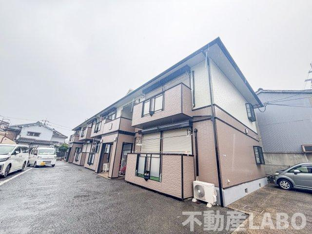サンライフ岡田の外観