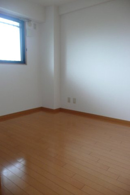 【洋室】 | パークヒルズ大原 | 明るい洋室です