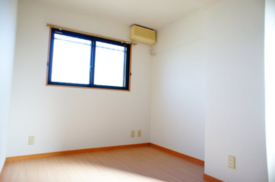 【洋室】 | パークヒルズ大原 | コンパクトで使いやすい洋室です