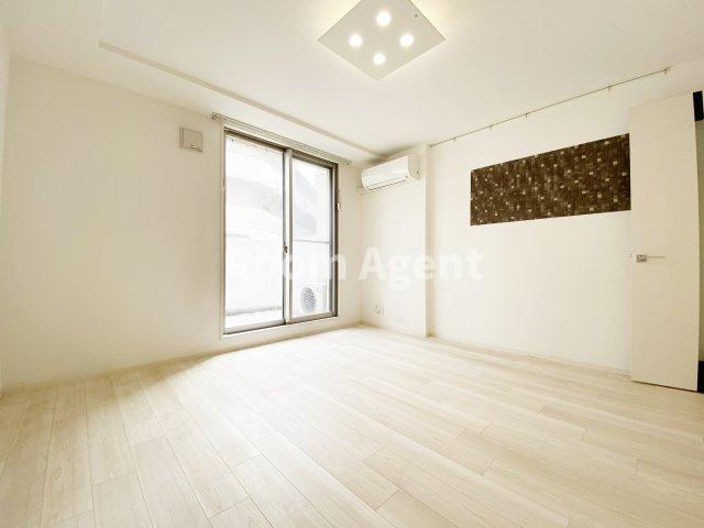 LUORE吹上(ルオーレフキアゲ)の居間・リビング