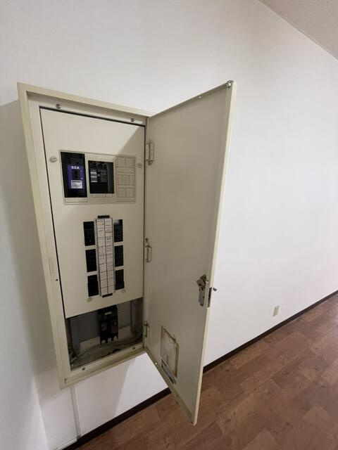 横浜市南区白金町２丁目の事務所のその他