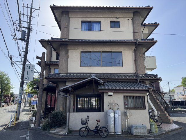 小川橋ビルの外観