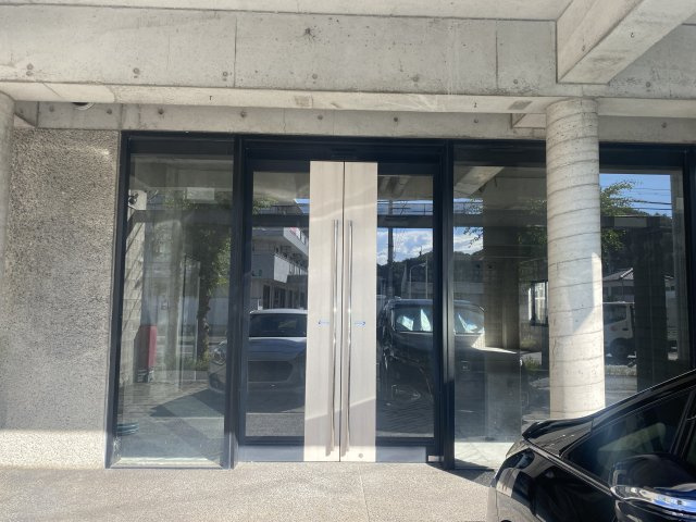 ISM Ⅰ（店舗）のエントランス
