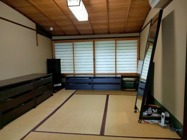 上七軒京町屋テナントの和室