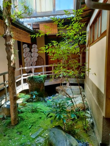 上七軒京町屋テナントの庭