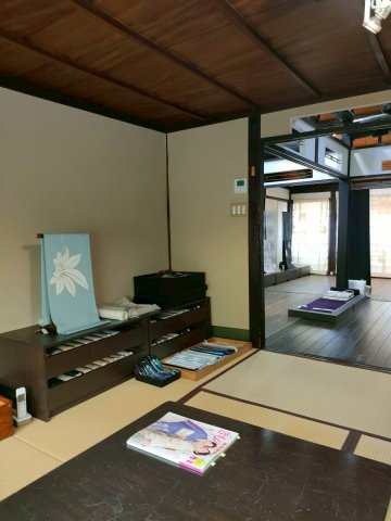 上七軒京町屋テナントの和室