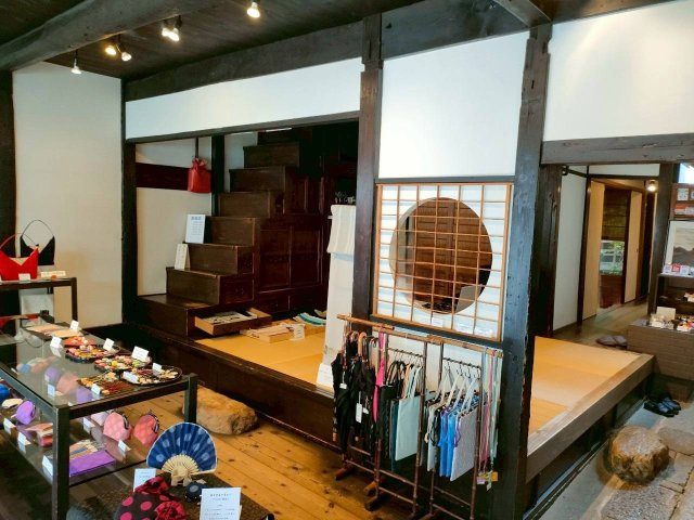 上七軒京町屋テナントのロビー