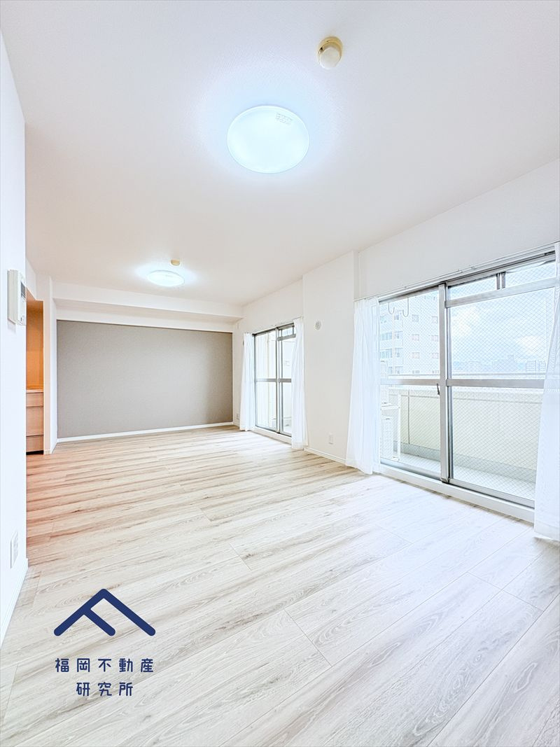 三愛シティライフ箱崎Ⅱの居間・リビング