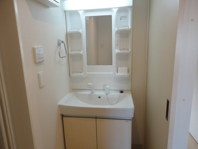 Ｍｉｙａｖｙの洗面所|洗髪洗面化粧台