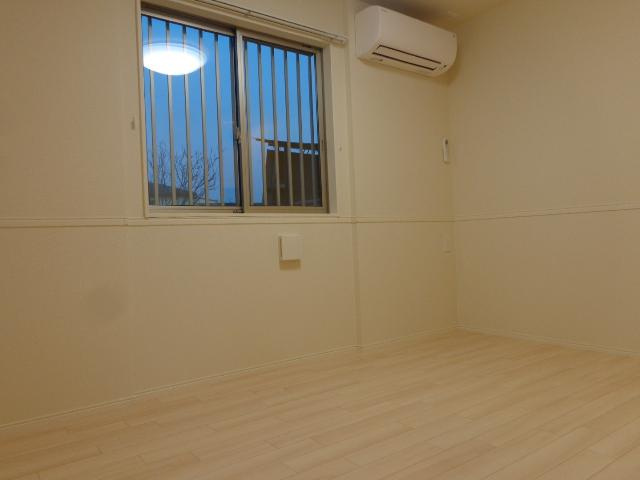 バン・テールの内装|洋室