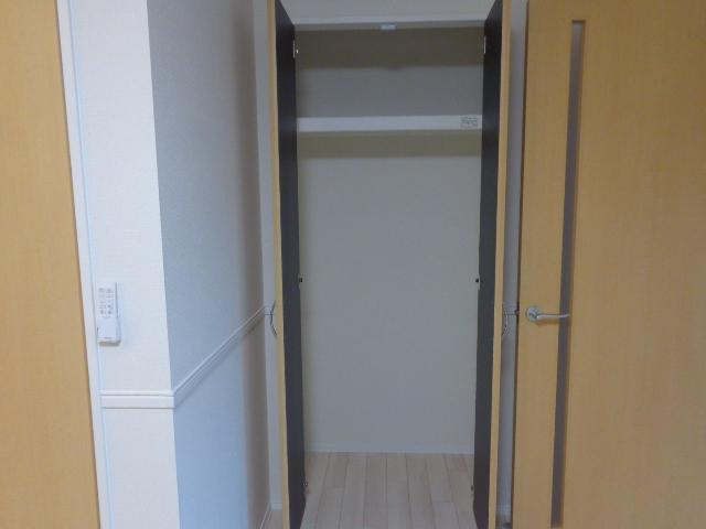 バン・テールの収納|クローゼット