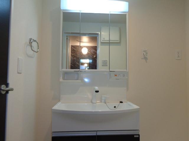 ベル　フルールの洗面所|洗髪洗面化粧台