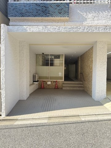 東高ペアシティのエントランス