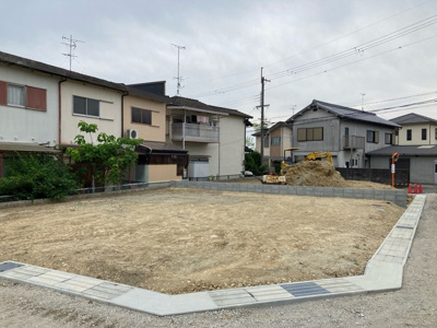 【前面道路含む現地写真】 | リーブルガーデン香芝市磯壁１丁目第５ | 前面道路含む現地写真