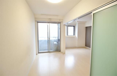 【寝室】 | オンズマリーナ