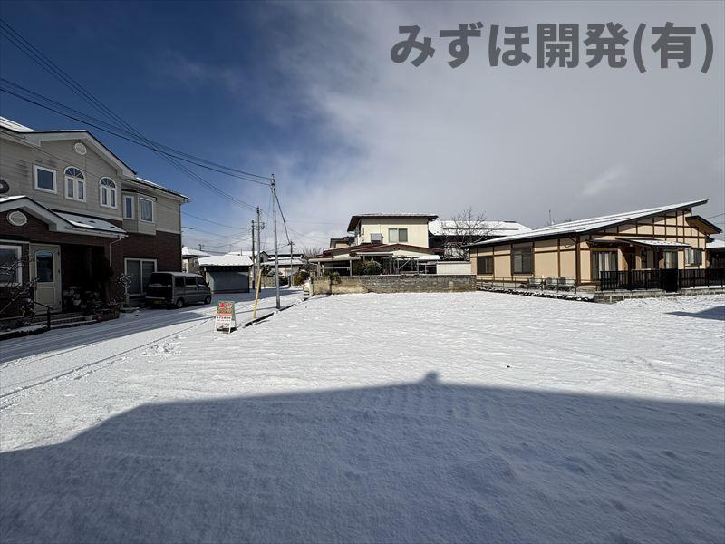 山形市下条町1-5-11の前面道路含む現地写真