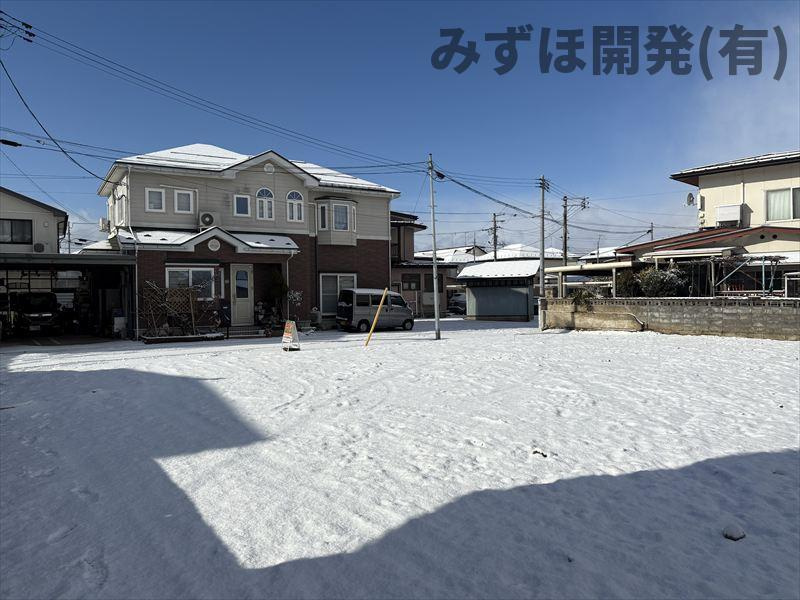 山形市下条町1-5-11の前面道路含む現地写真