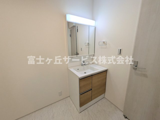 【独立洗面台】 | 湖西市新居町浜名 58期 新築一戸建て | 独立洗面台です