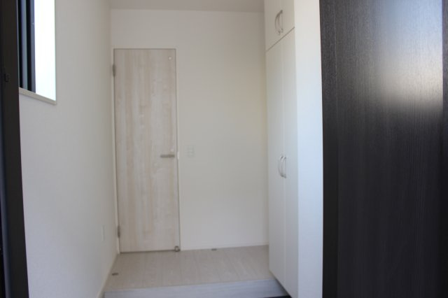 小倉南区中貫1丁目3期の玄関