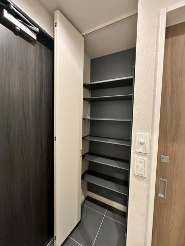 ホワイトガーデン西宮中島町の収納