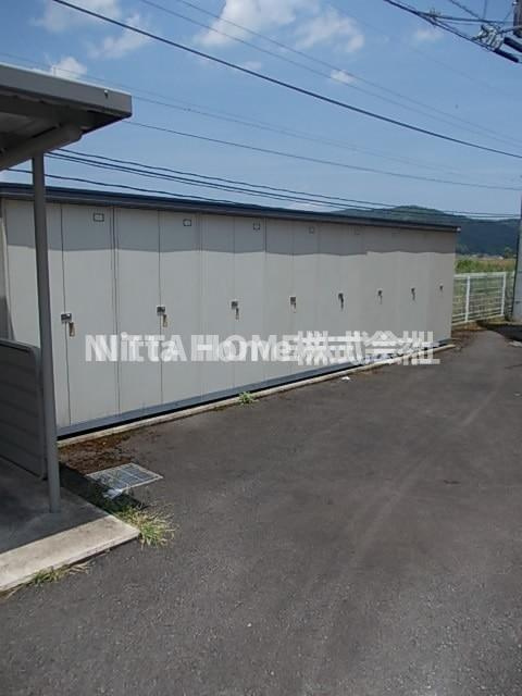 メゾンフランＣのその他共用部分|外部トランクは無料で使用OK◎