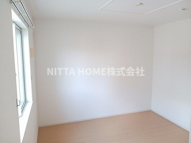 メゾンフランＣの内装|こちらの洋室は6.1帖です☆彡