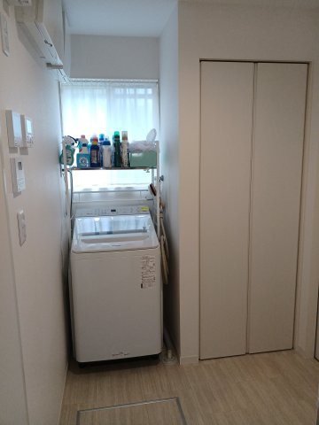 須磨桜の杜2丁目中古戸建の脱衣所