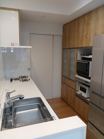 須磨桜の杜2丁目中古戸建のキッチン