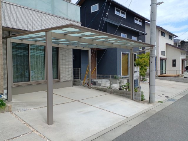 須磨桜の杜2丁目中古戸建の駐車場