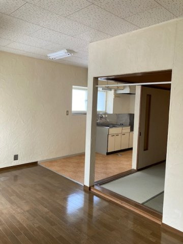 メゾネットの居間・リビング|おしゃれな居間です