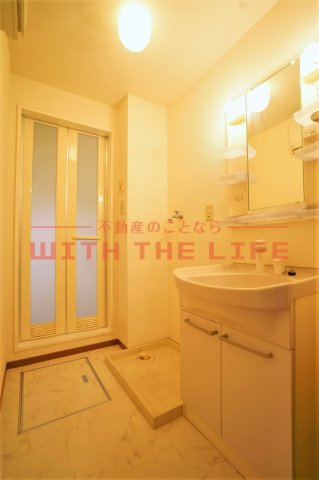 グランドールシャトー【キャッシュバック対象】の洗面所|スペースが確保できる洗面所です