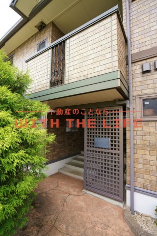 グランドールシャトー【キャッシュバック対象】のエントランス|毎日通るエントランスはこのようになっています