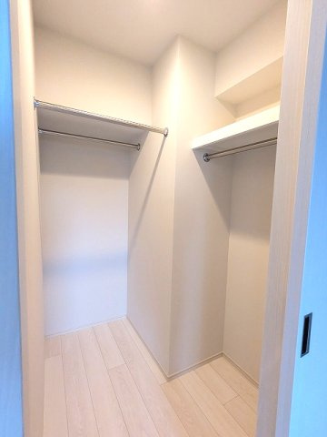 LEFOND PROGRES田原町の設備|4.6帖洋室のウォークインクローゼット