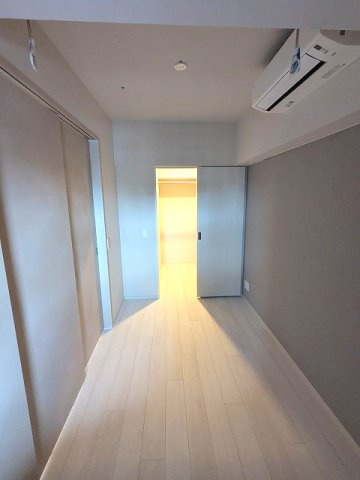 LEFOND PROGRES田原町の設備|4.6帖洋室、エアコン・ウォークインクローゼット、取り外し可能な室内物干し設備