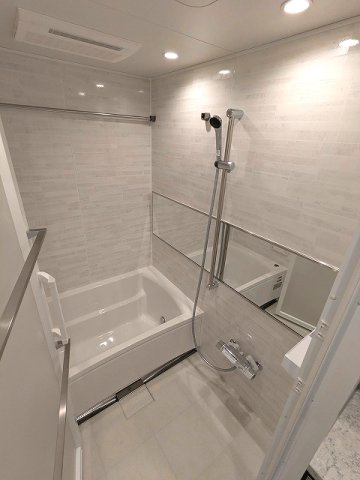 LEFOND PROGRES田原町の浴室|追焚オートバス、浴室換気乾燥機