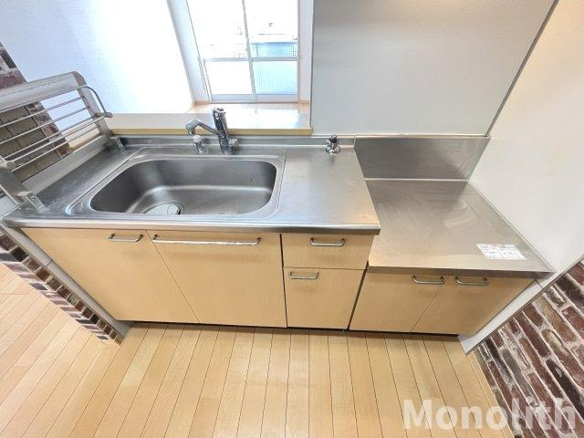 ファミーユ東貝塚のキッチン