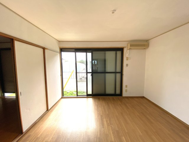 シティ・イーストの洋室