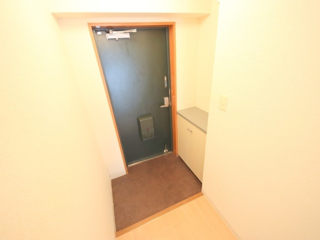 グレーシィー東生駒の玄関