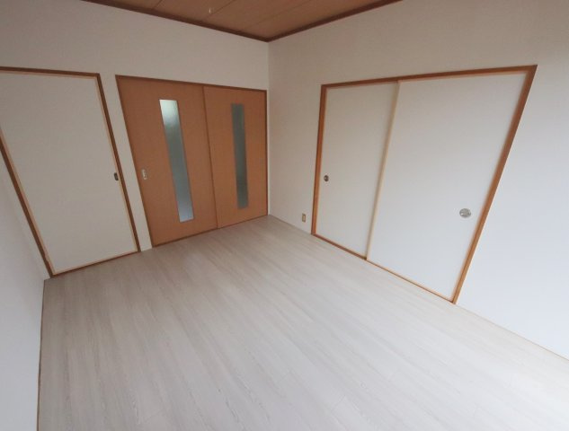 生駒市壱分町のアパートの寝室