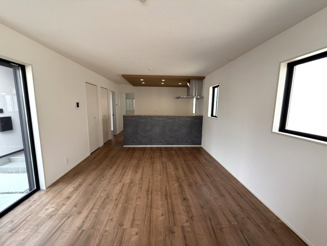 岡山市北区庭瀬　1期の居間・リビング|◆LDKは16.0帖ありご家族でくつろげます。