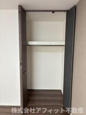 【その他】 | D-residence川口B | 洋室5.3帖のクローゼット