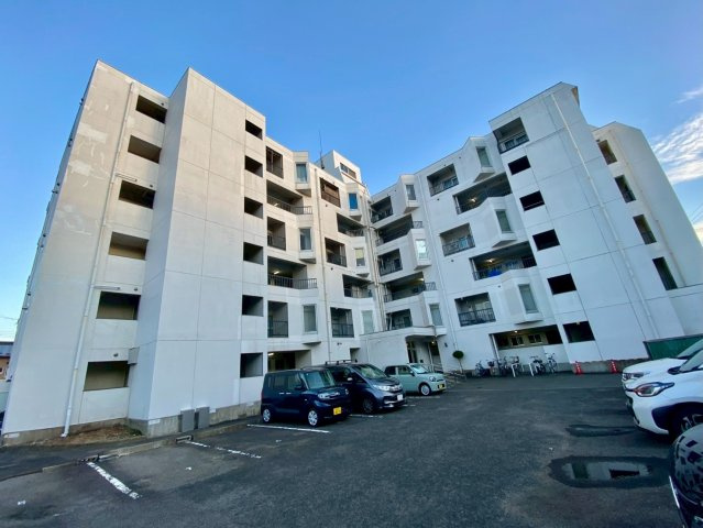 新寺小路マンション・ファラオの外観