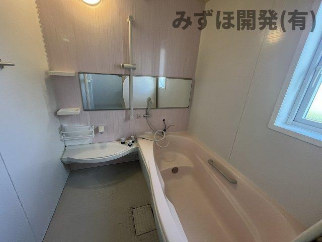 上山市旭町2丁目3番61-9号の浴室