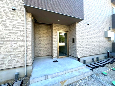 【エントランス】 | エテルナコート総持寺