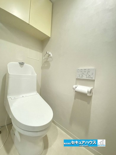 サンクレイドル東海グランデの収納|ウォークインクローゼットのある住まいで収納上手な生活を実現！衣類だけでなく、箱物や思い出の品もたっぷり収納できますので、整理整頓もスムーズに。居室空間をより広々と使えます！